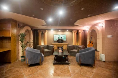 Anamoi Villa- Private 8BR Rooftop Jacuzzi Villa for Groups near West Lake – Photos 4